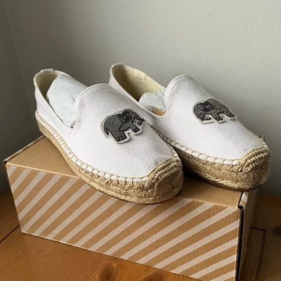 NWB Soludos Elephant Beaded Smoking Slipper Slip On Espadrilles White 7.5