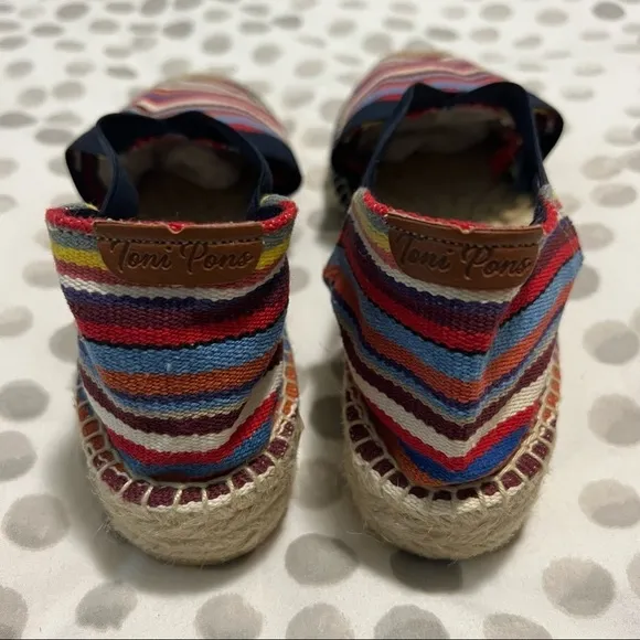 NWOB Toni Pons Spanish Espadrilles in Multi-Color Size 6 or EU 36