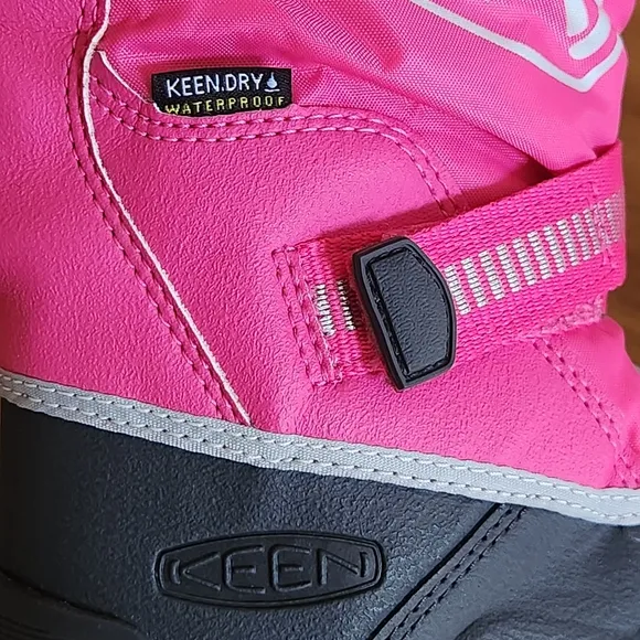 NWOT Keen Snow Troll Pac Waterproof Insulated Girls Winter Boots Size 8