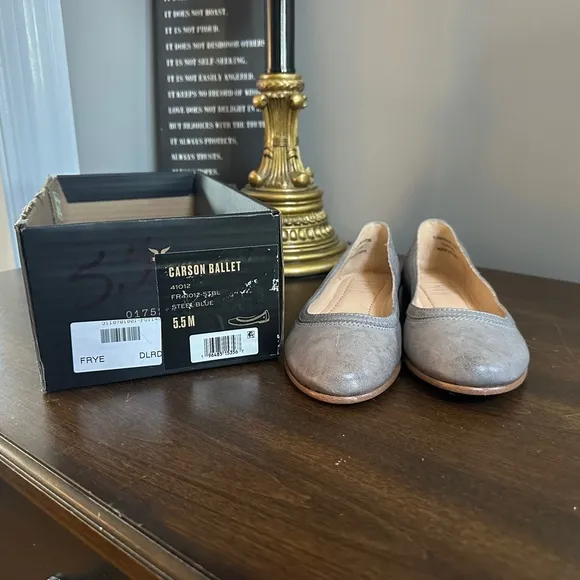 NWT Frye Carson Ballet 5.5 Steel Blue Leather Slip-On Flats