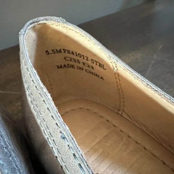 NWT Frye Carson Ballet 5.5 Steel Blue Leather Slip-On Flats