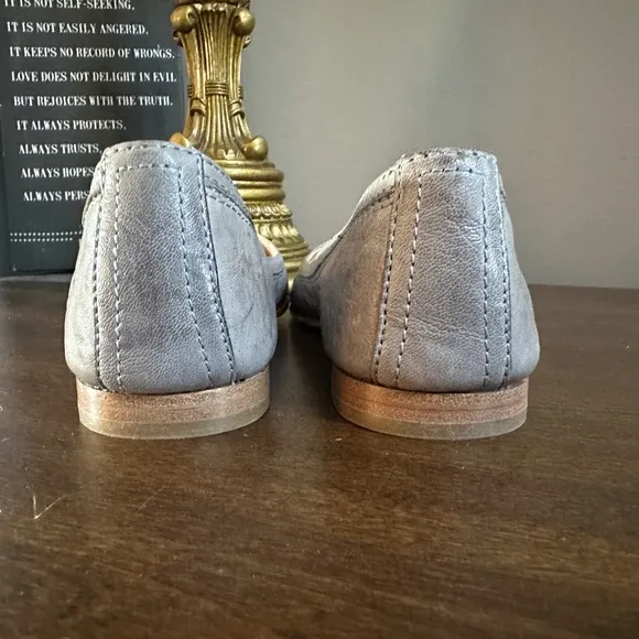 NWT Frye Carson Ballet 5.5 Steel Blue Leather Slip-On Flats