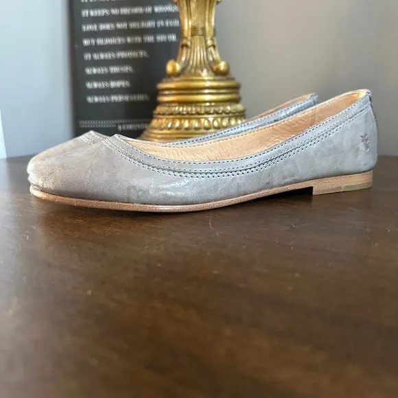 NWT Frye Carson Ballet 5.5 Steel Blue Leather Slip-On Flats