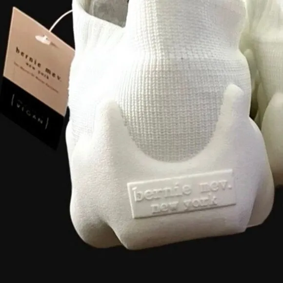 NWT in Box Gorgeous BERNIE MEV 40 (9-9.5) US Davin Comfort white Chunky Sneakers