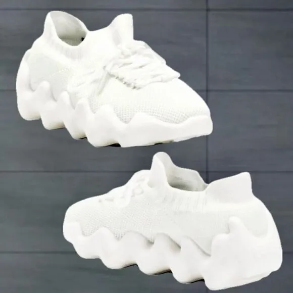 NWT in Box Gorgeous BERNIE MEV 40 (9-9.5) US Davin Comfort white Chunky Sneakers