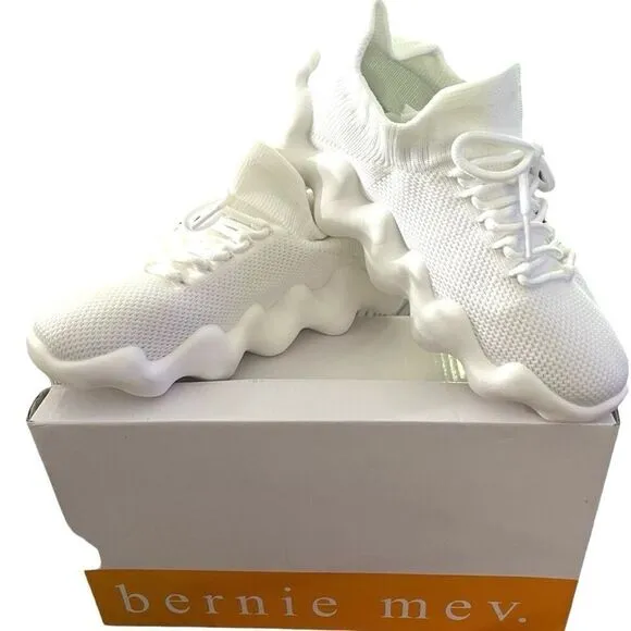 NWT in Box Gorgeous BERNIE MEV 40 (9-9.5) US Davin Comfort white Chunky Sneakers