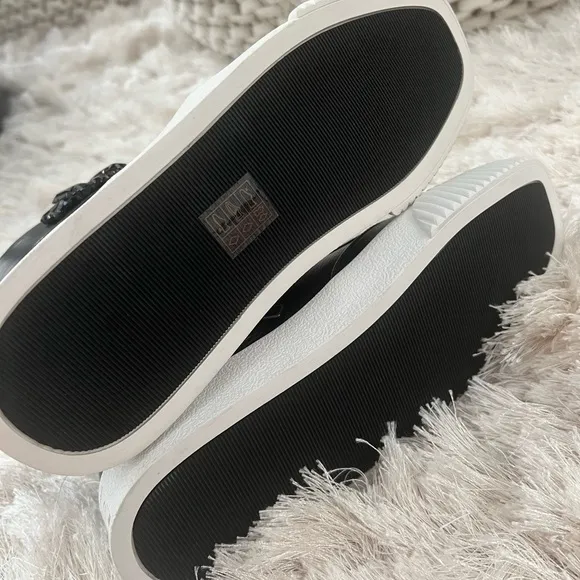 NWT Karl Lagerfeld Paris Women's Jeren Buckled High-Top Sneakers