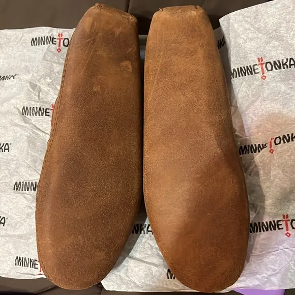 NWT Minnetonka Men's Double Bottom Soft Leather Sole  Moccasin men’s 8