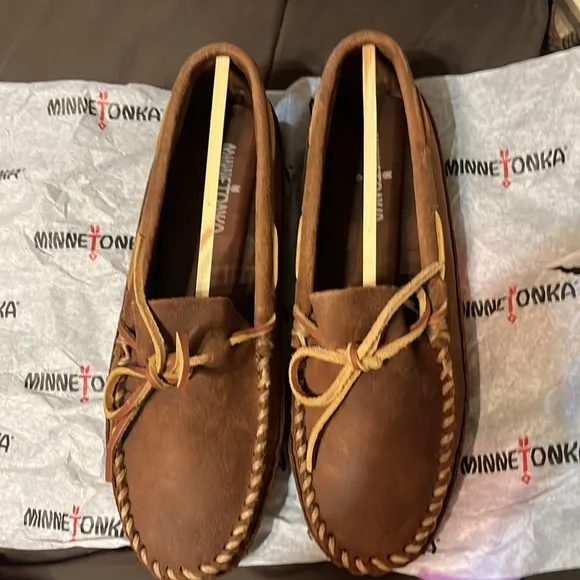 NWT Minnetonka Men's Double Bottom Soft Leather Sole  Moccasin men’s 8
