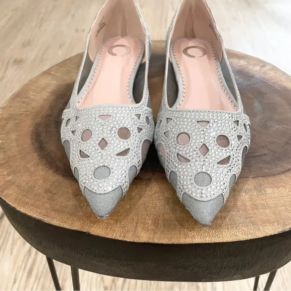 NWT size 6 silver and gray studded pointed toe flats