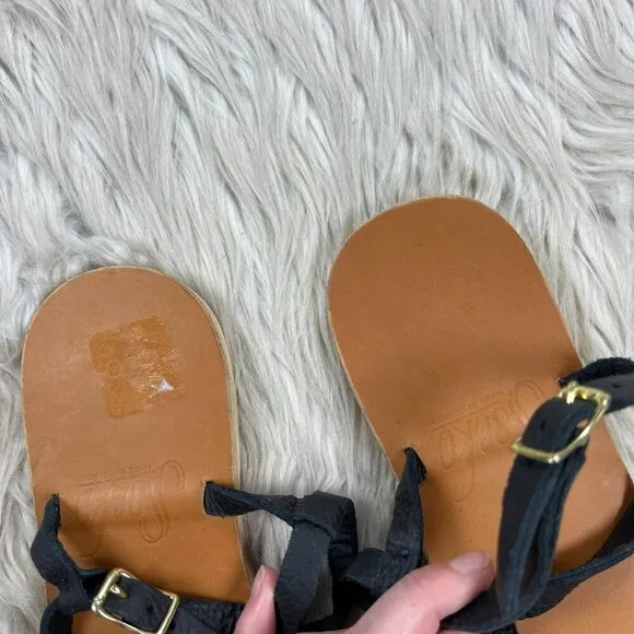 NWT Sseko Women's Black Leather T-Strap Flat Sandals