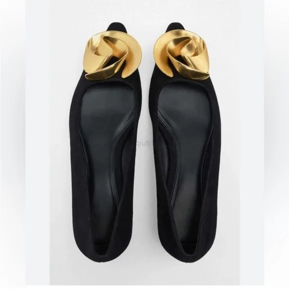 NWT. Zara Black/Gold Suede Metal Flower Loafers/Ballet Flats. Size 6,5, 9.