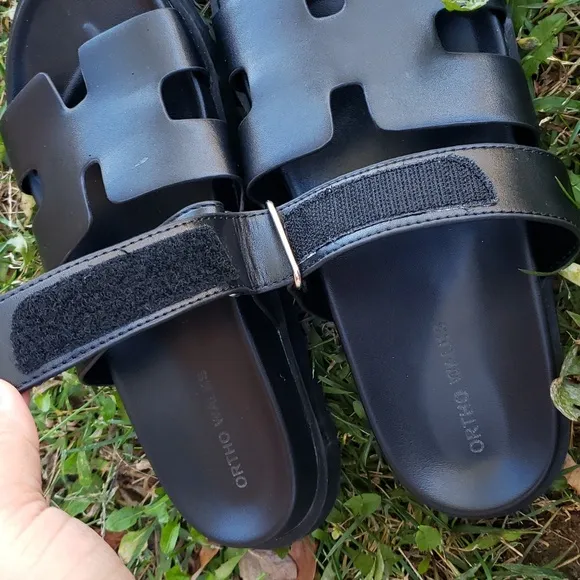 Ortho Walks Women's Rome Black Strappy Sandals