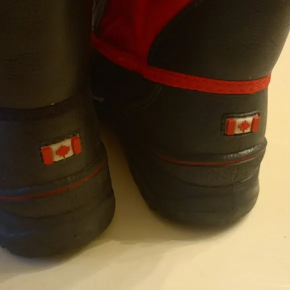 Pajar Canada Iceland Insulated low grip women's snow boots