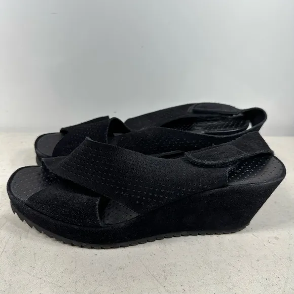 Pedro Garcia Sandals Womens 10 Platform Wedge Strappy Black Suede Casual Open