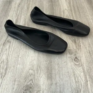Pilcro Ballet Flats