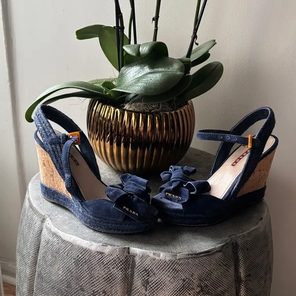 PRADA Blue suede bow platform espadrilles EU size 35
