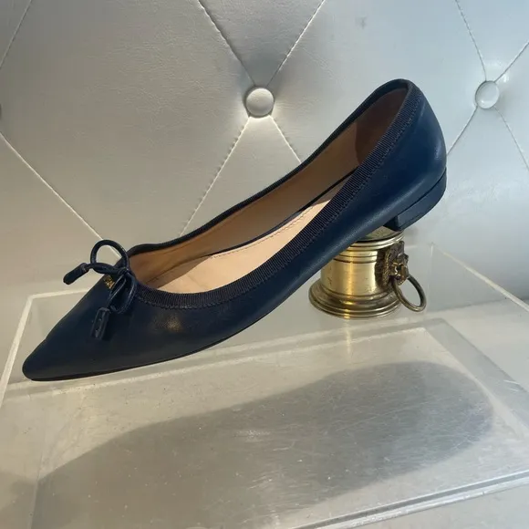 Prada Women's Pointed toe blue blow flats shoes sz 37 made in italy