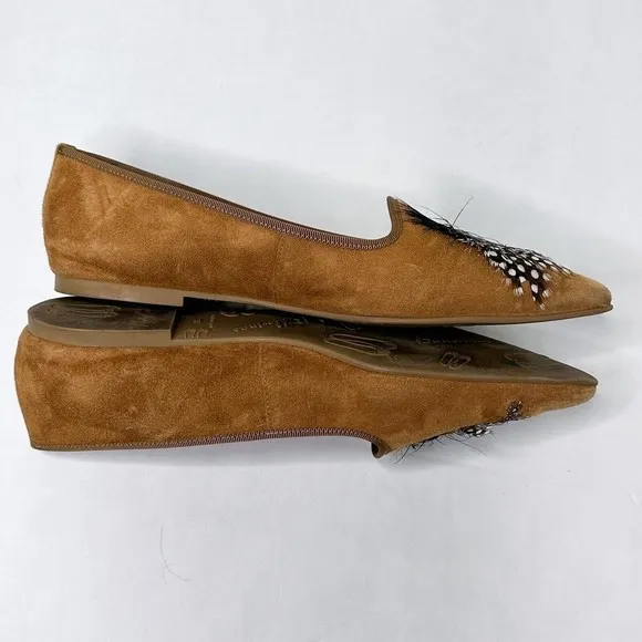Pretty Ballerinas Flats Pointed Toe Women’s 7/37‎ Feather Detail Tan Suede
