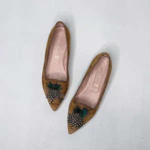 Pretty Ballerinas Flats Pointed Toe Women’s 7/37‎ Feather Detail Tan Suede