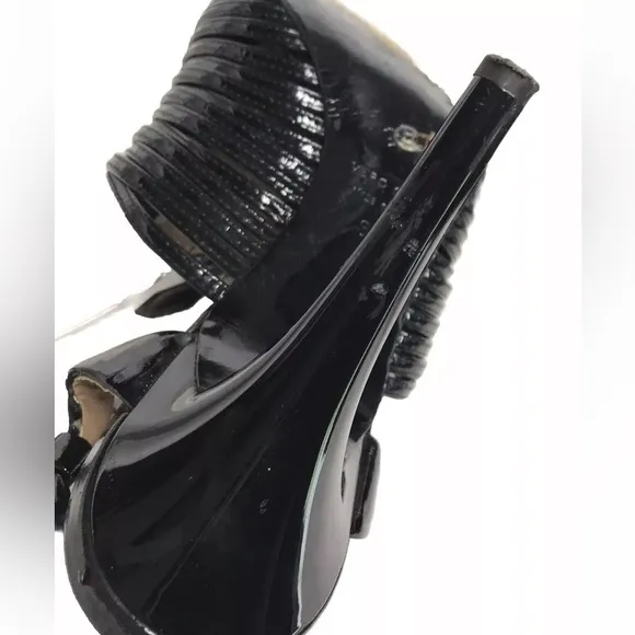 Proenza Schouler Patent Leather Sandals Zip Black Strappy Buckle made in Italy