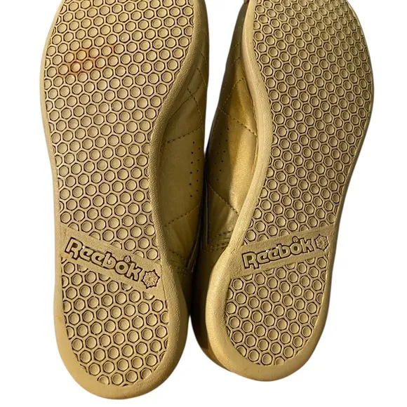 Reebok Gold Sneakers High-Top Design