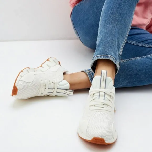 Reebok Zig Kinetica II  Sneakers  Shoes White  492M0S