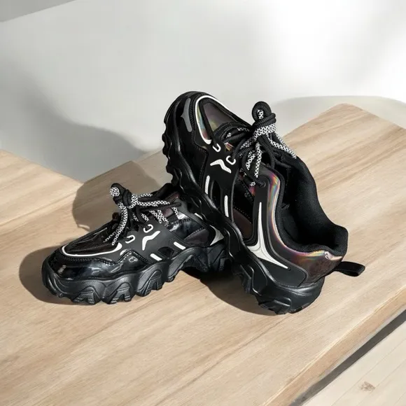 Reflective platform sneakers Women Holographic Sneakers Cyber Chunky Sole Silver