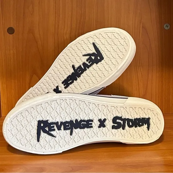 Revenge X Storm High-Top Sneakers Size: 11 NWT
