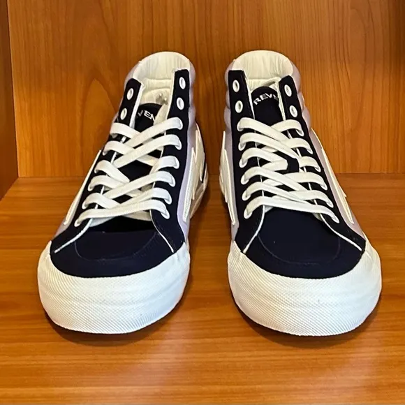Revenge X Storm High-Top Sneakers Size: 11 NWT