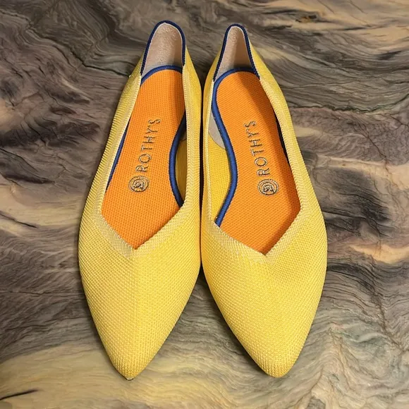 Rothy’s extra cushion lemon yellow pointed flats