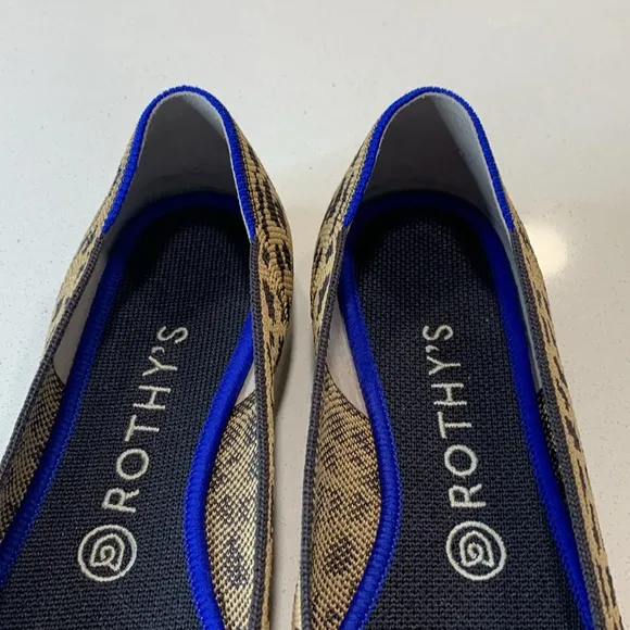ROTHY’S OG Leopard Pointed-toe Flats Size 9.5