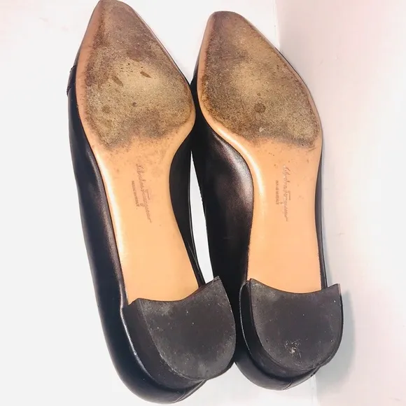 Salvatore Ferragamo Black Leather Ballet Flats
