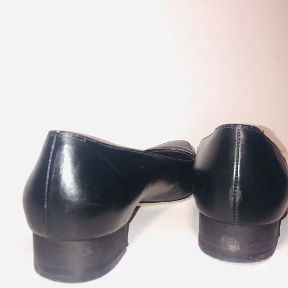 Salvatore Ferragamo Black Leather Ballet Flats