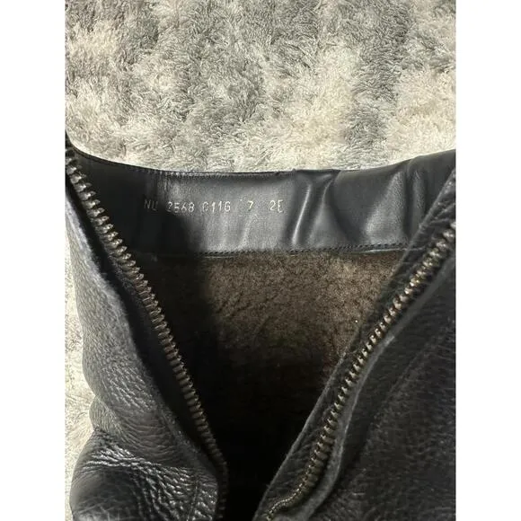 Salvatore Ferragamo Men's Black Leather Insulated Boots Size 7