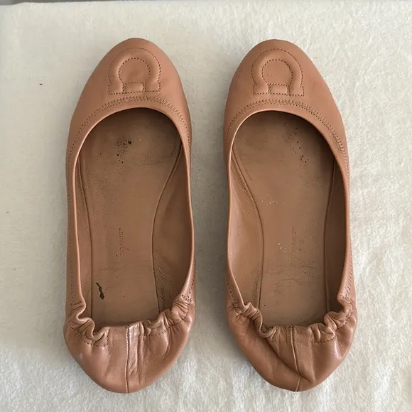 Salvatore Ferragamo Vignola Gancio Scrunched Ballet Flats