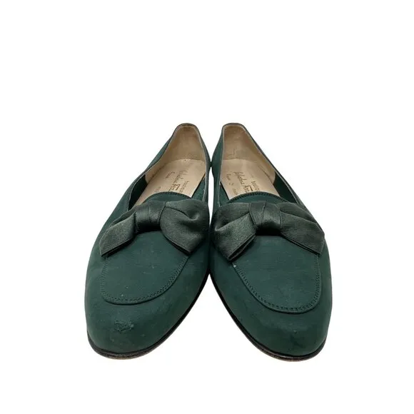 Salvatore Ferragamo Womens Green Suede Bow Loafers Elegant &amp; Timeless Size 9.5