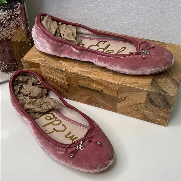 Sam Edelman Felicia Pink Velvet Ballet Flats Size 8