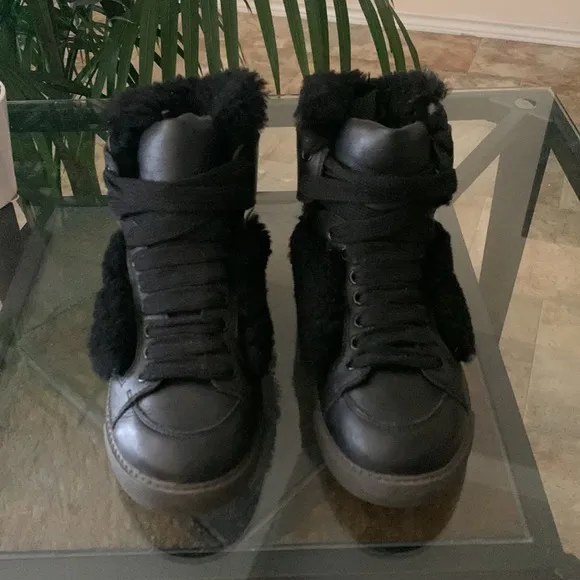SEE by CHLOE SB23158 High Top Trainers