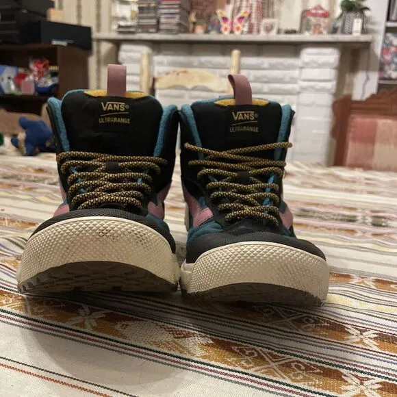 Size 8 - VANS‎ UltraRange Exo Pro All Weather