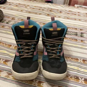 Size 8 - VANS‎ UltraRange Exo Pro All Weather