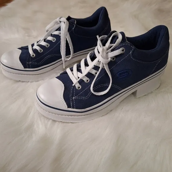 SKETCHERS 90's Retro InspiredPlatform Blue Suede SZ 8 Excellent Condition Y2K