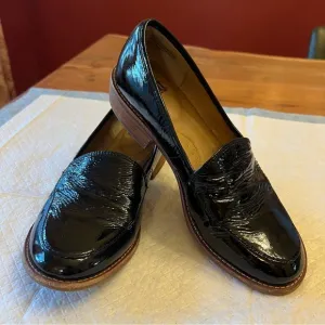 SOFFT Napoli Patent Leather Loafers Size 7M Black Classic and Elegant