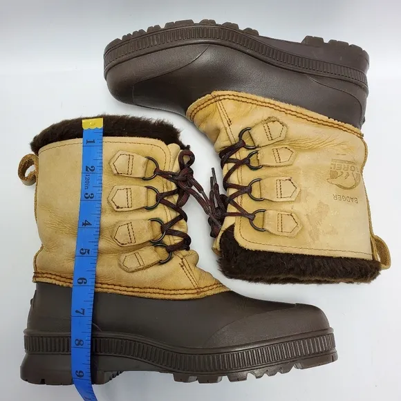 SOREL Badger Womens Insulated Shearling Lined Snow Duck Boots Size 9 Waterproof