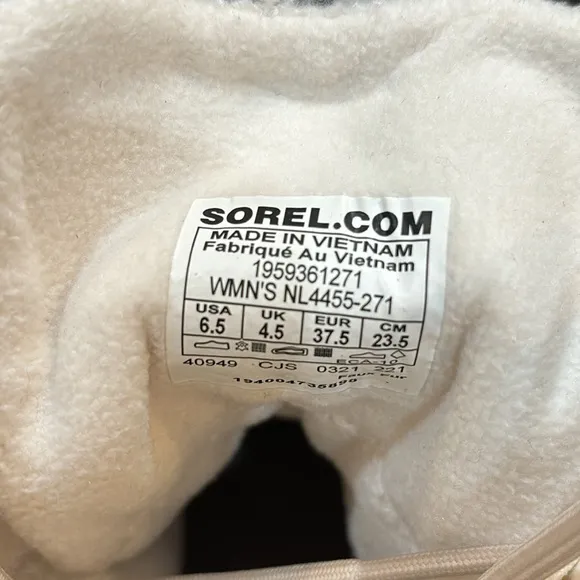 SOREL EXPLORER II JOAN COZY BOOTS IN ANCIENT FOSSIL/SEA SALT SZ 6.5 NEW IN BOX!