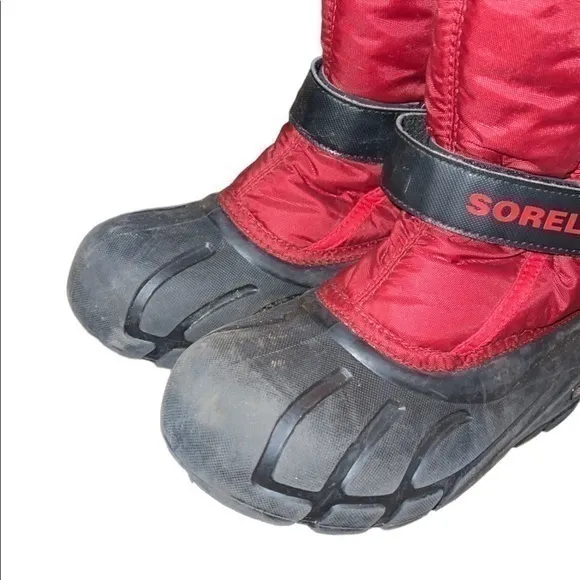 Sorel Flurry Red‎ &amp; Black Winter Snow Boots