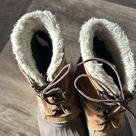 Sorel insulated winter boots size 12