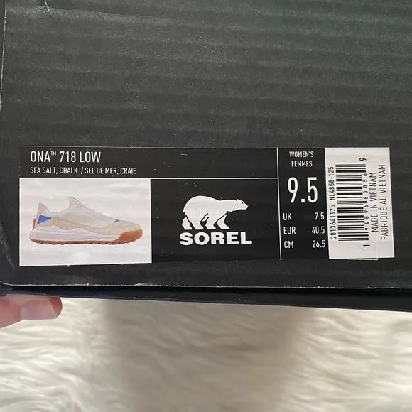 Sorel Ona 718 Low Sneaker 9.5 NIB Sea Salt / Chalk