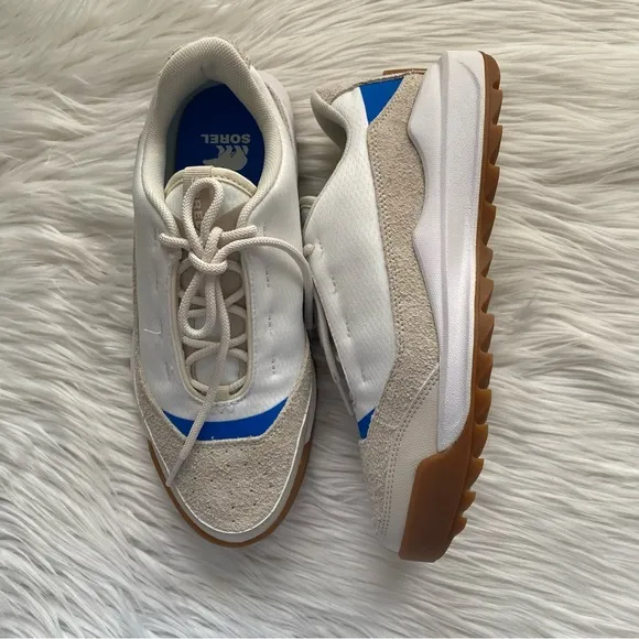 Sorel Ona 718 Low Sneaker 9.5 NIB Sea Salt / Chalk
