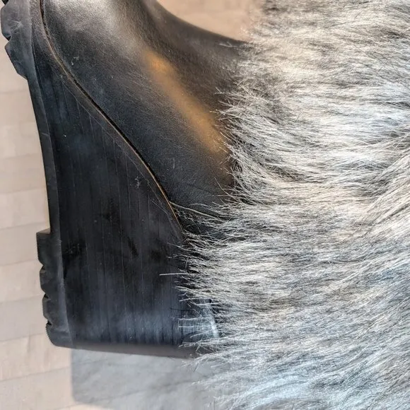 Sorel Park City Short Wedge Booties Faux Fur Black, Size 8.5